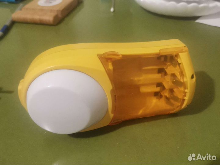 Зарядное устройство для аккумуляторных батареек