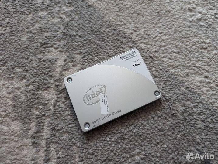 Intel SSD Pro 1500 Series 180 Gb