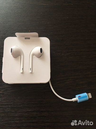 Коробка от iPhone 7 airpods