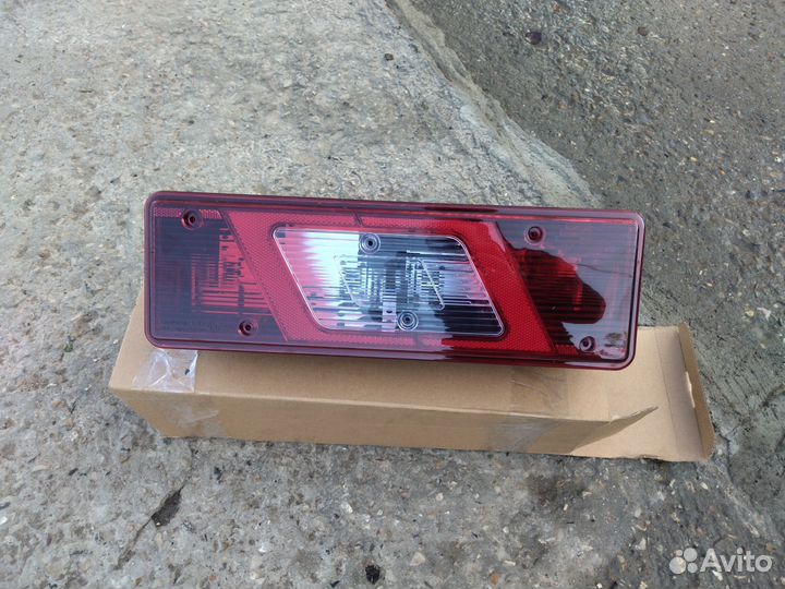 Задний фонарь на ford transit