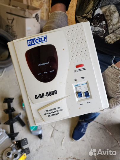 Стабилизатор Rucelf стар 5000 - 5 ква