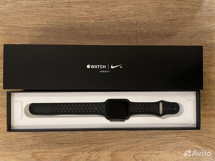 Часы apple watch 3 42 mm Nike+