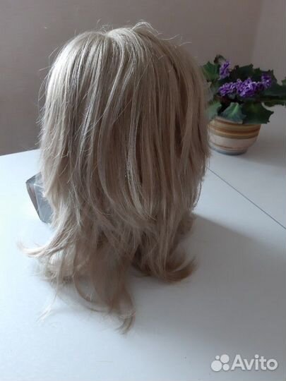 Парик новый