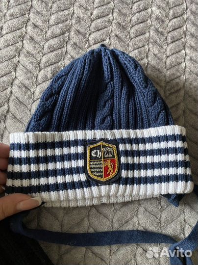 Шапки и манишка