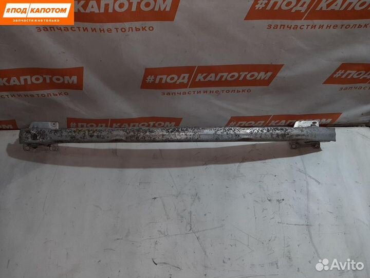 Усилитель заднего бампера Renault Megane 2