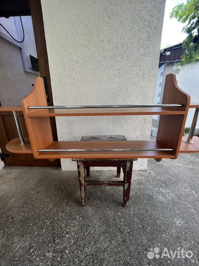 Полка настенная навесная