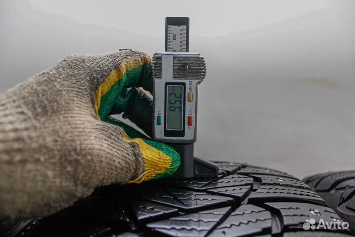 Goodyear Ultragrip 600 205/55 R16 94T