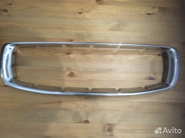 Рамка решётки радиатора volvo xc70 31283909