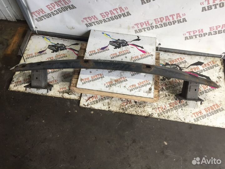 Мерседес С-Класс Брус бампера задний