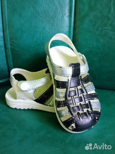 Сандали детские