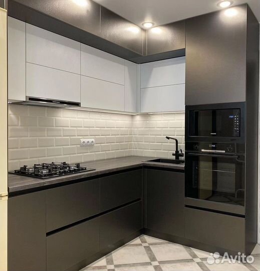 Кухонный гарнитур на заказ. Под ключ