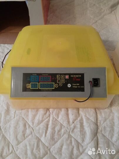 Инкубатор для яиц автоматический