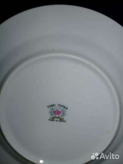 Фарфоровые тарелки