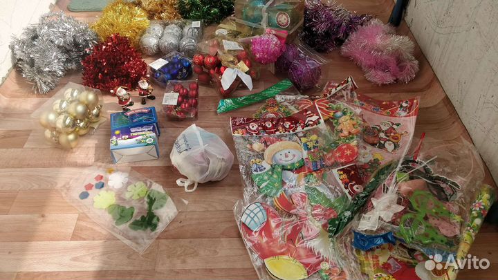 Новогодние игрушки