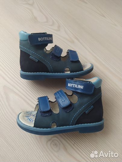 Сандалии для мальчика 24 размер