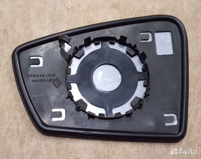 Правое зеркало заднего вида гранта