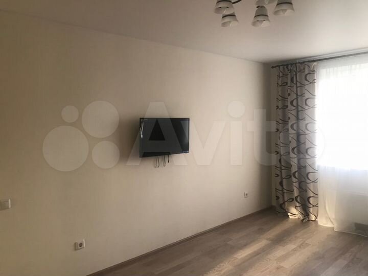 2-к. квартира, 54 м², 9/10 эт.