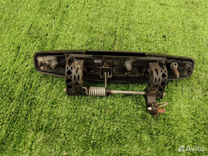 Ручка наружняя задней левой двери Renault duster 1