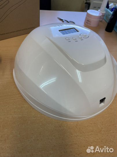 Лампа для ногтей