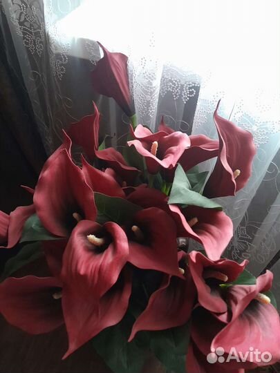 Ваза напольная с цветами