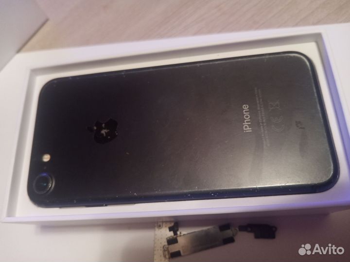 Оригинальные запчасти для iPhone 7