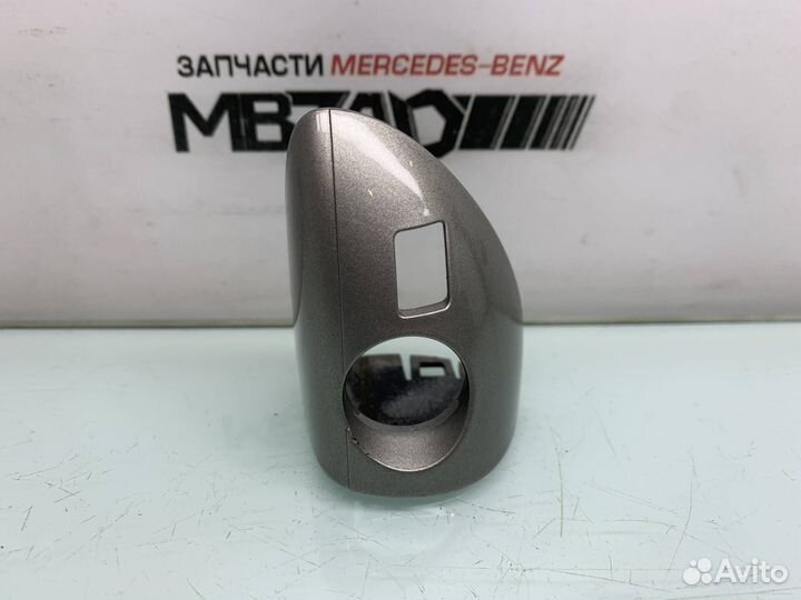 Уголок ручки двери Mercedes W164