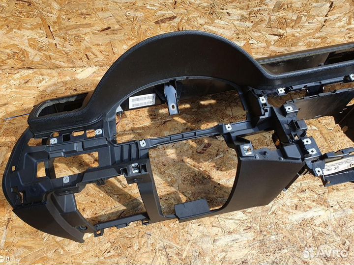 Панель передняя салона (торпедо), Volkswagen Passat CC 2009