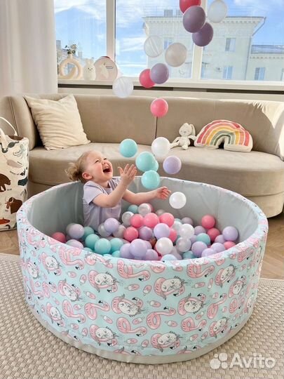 Детский сухой бассейн с шариками