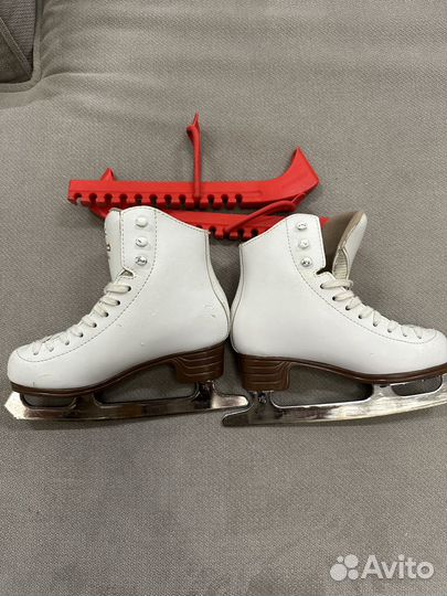 Проффесиональные фигурные коньки Jackson