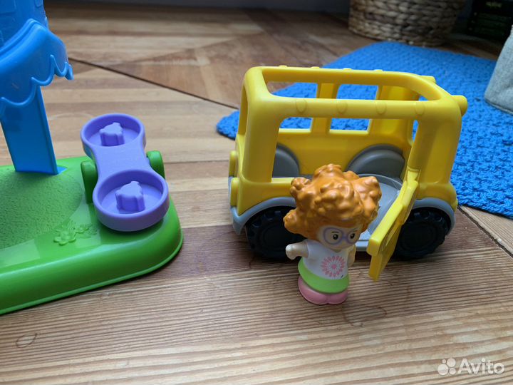 Little people игровая площадка, школьный автобус