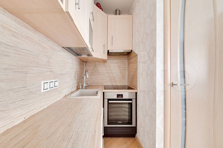 2-к. квартира, 43 м², 3/17 эт.