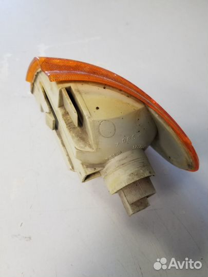 Указатель поворота передний правый ва2114