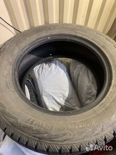 Hankook Winter I'Pike 235/65 R17