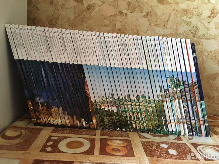 Собрание книг «Музеи мира»