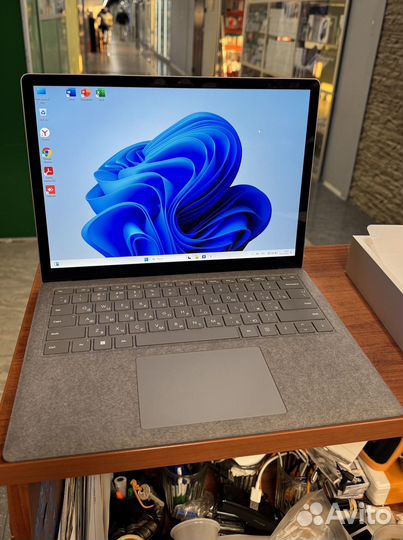 Microsoft Surface Laptop 5 13.5