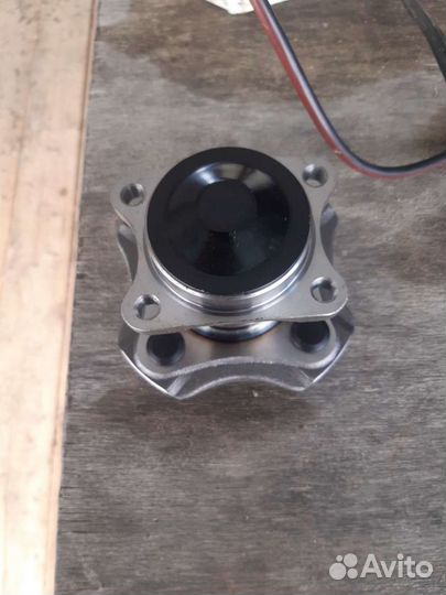 Задняя ступица на toyota vitz