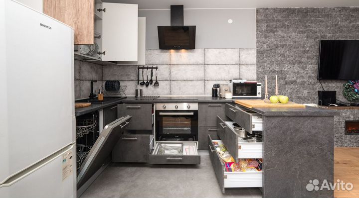 Кухонный гарнитур Bela угловая и прямая