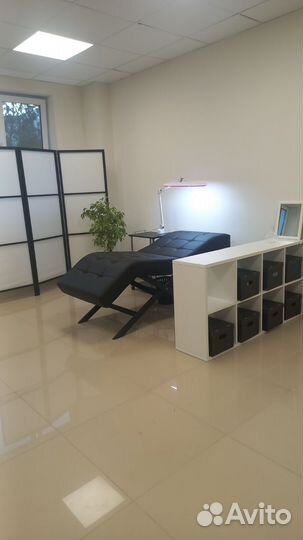 Аренда кушетки для наращивания ресниц