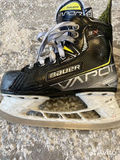 Хоккейные коньки детские bauer Y12