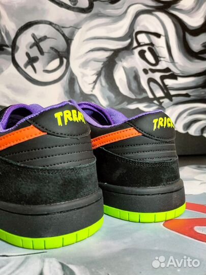 Nike sb dunk low halloween