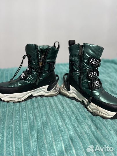 Ботинки зимние для девочки 33 размер