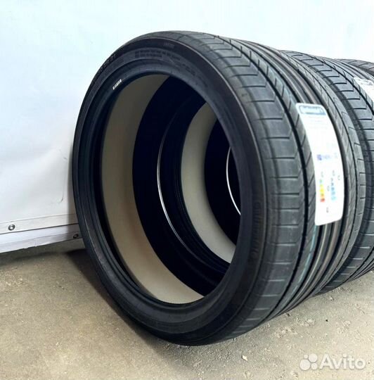 Continental ContiSportContact 5P 315/30 R21 и 275/35 R21 105Y