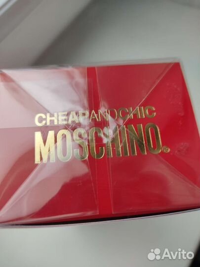 Moschino cheap and chic из Германии