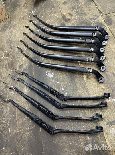 Поводок стеклоочистителя Toyota Camry 50