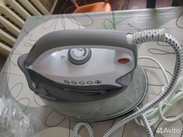 Утюг с парогенератором новый