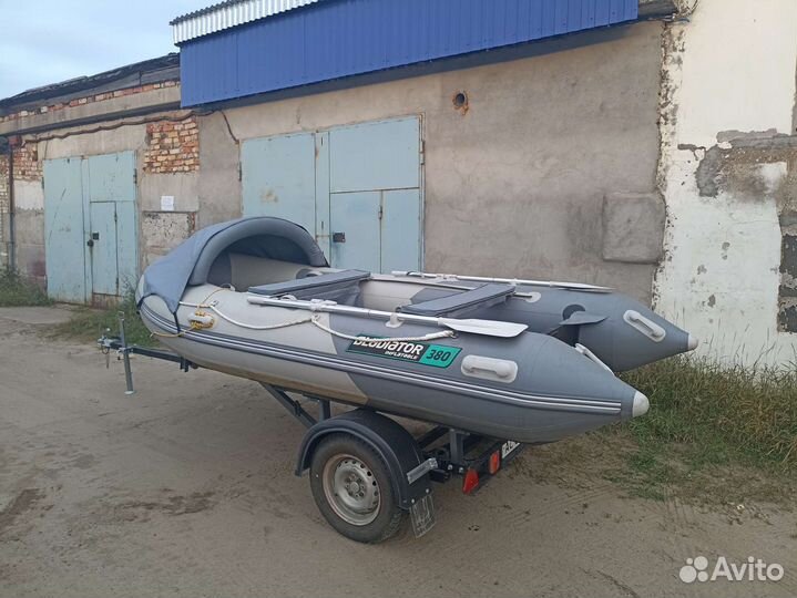 Лодка Gladiator E380 PRO нднд