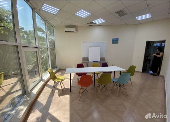 Зал для тренингов, семинаров