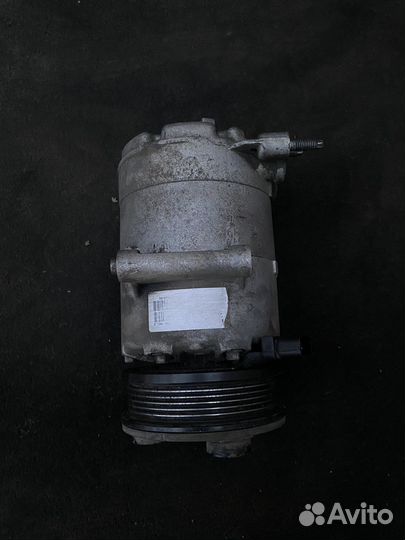 Компрессор кондиционера Ford Mondeo 2.0