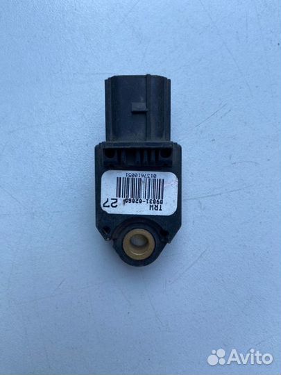 Датчик airbag Toyota Corolla 150