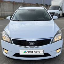 Kia Ceed 1.6 AT, 2012, 205 200 км, с пробегом, цена 1 095 000 руб.